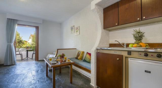 Апартаменты с балконом Folia Apartments