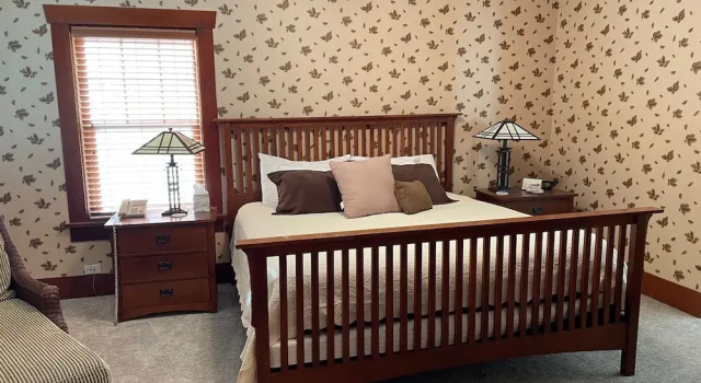 Old Rock Church Bed and Breakfast, Boek Bed and Breakfast Providence Verenigde Staten
