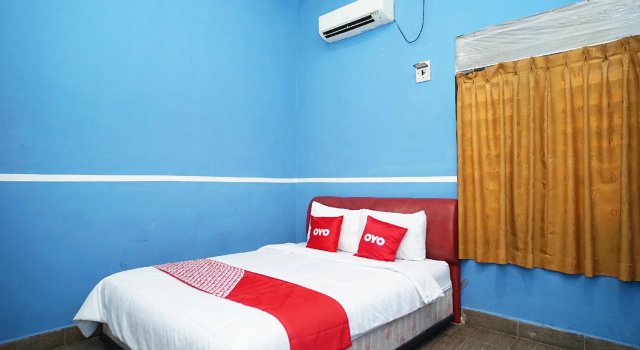 OYO 1685 Garuda Guest House, Забронировать Гостевой дом Отели провинции Восточного Калимантана с парковкой, Парковка