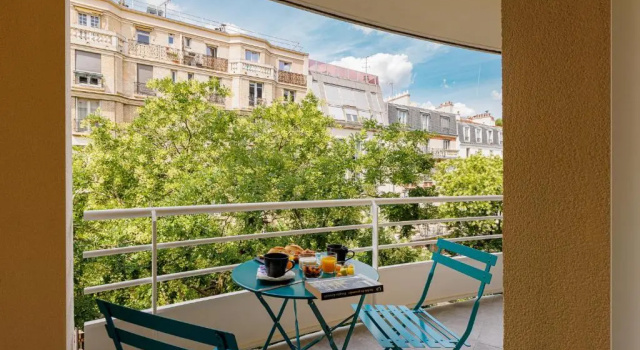 Трёхместный номер Standard с балконом Hôtel Sanso by HappyCulture