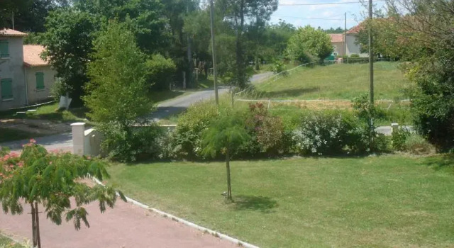 Chambres dhôtes Les Albizias, Đặt Nhà nghỉ có bữa sáng Les Essards Pháp