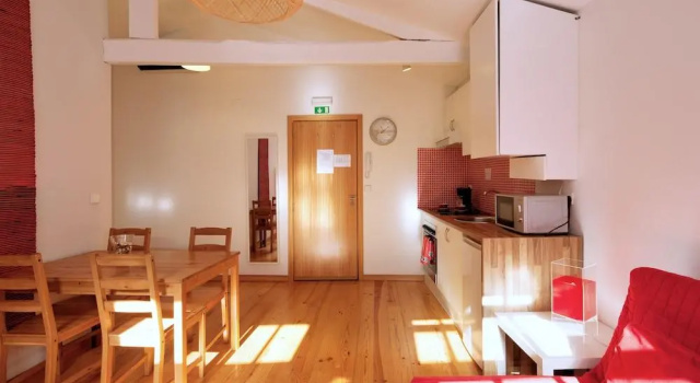 Oporto Maison Entreparedes, Varaa Huoneistohotelli Porto Porto