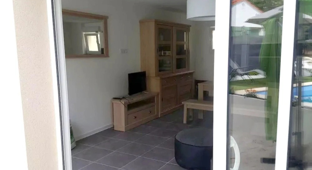 House With 2 Bedrooms in Calvisson, With Pool Access, Enclosed Garden, Rezerwuj Dom wakacyjny Calvisson Gard