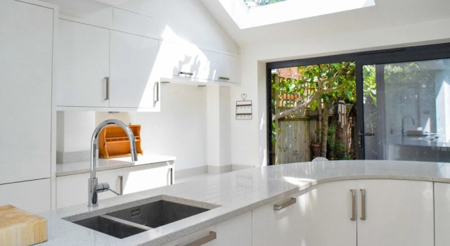 3 Bedroom Family House With A Superb Kitchen And Garden, Забронировать Отель Лондон Большой Лондон
