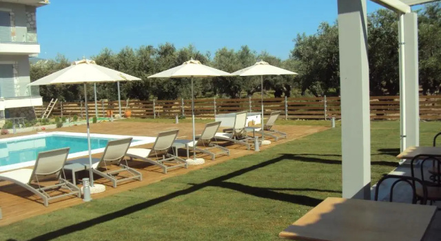 Апартаменты с видом на бассейн Zante Suites