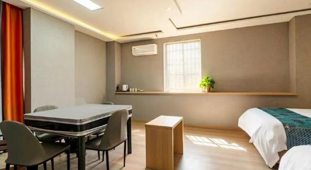 Luxury suite Jinyaoshi Hotel