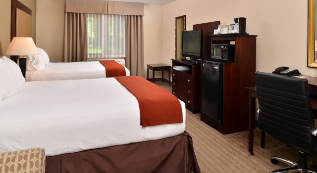 Holiday Inn Express Portland South-Lake Oswego by IHG