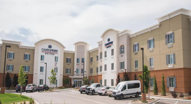Candlewood Suites Fort Collins by IHG, Rezervasyon Otel Fort Collins Kolorado