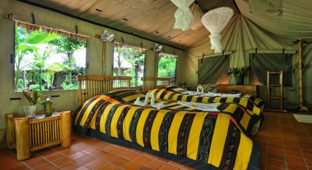 Тент с балконом Kamu Lodge