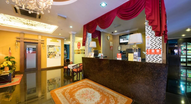 OYO 126 Rae Hotel, Забронировать Отель Букит Бинтанг 