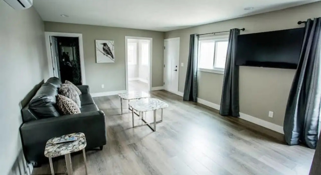 The Rellik House, Забронировать Отель Сентрал Пойнт Applegate Valley