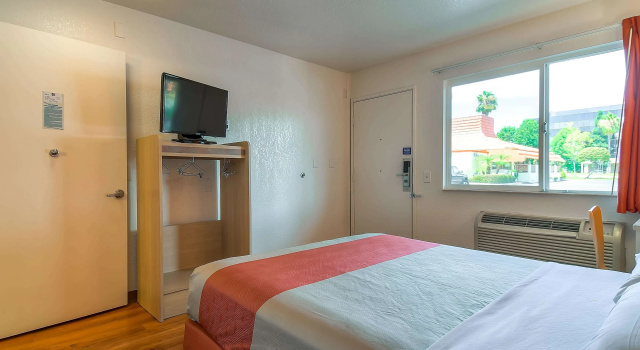 Двухместный номер Standard Motel 6-Westminster, CA - South - Long Beach Area