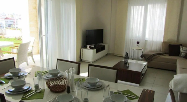Beautiful Home In Gated Side Hill community