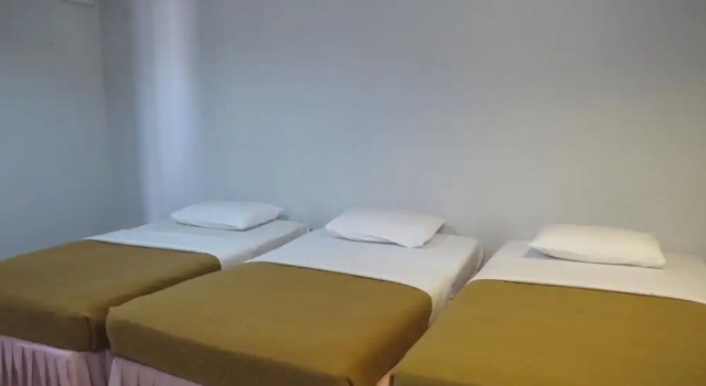 Трёхместный номер Standard Tongpoon Hotel