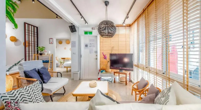 Hok hon, Book Hotel Tainan 