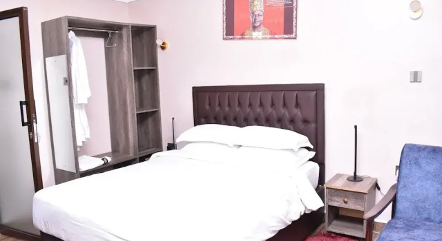 Enkapune Cowboy park resort, Prenota Resort Hotel a Kajiado con parcheggio, Parcheggio