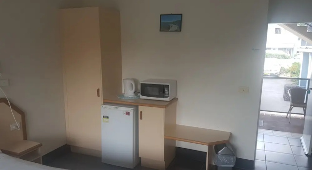 Двухместный номер Standard с балконом Jopen Cafe & Motel