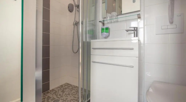 Номер Economy Le Matisse Pau Centre