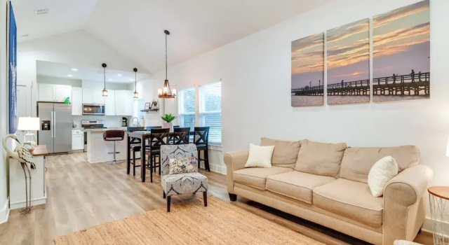 1 Mi to Beach: Retreat w/ Large Yard in Rockport, Book Feriehus Houston SPA hoteller, SPA