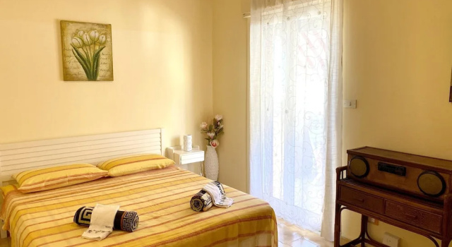 Apartment With 4 Bedrooms in Lido Rossello, With Wonderful sea View, Enclosed Garden and Wifi