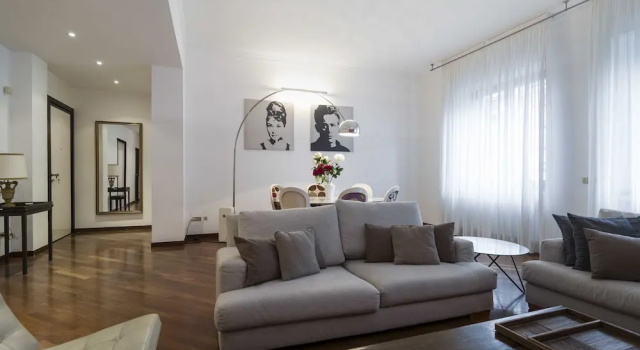 Hacca Collection Milano - Majno