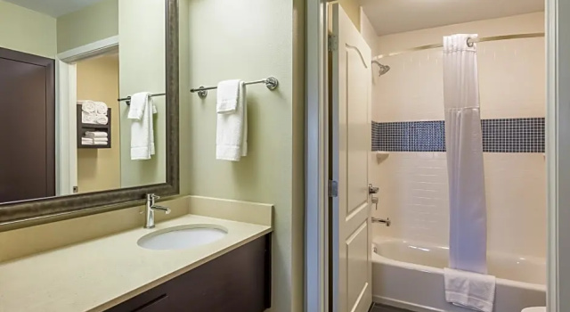 Номер Standard Staybridge Suites Houston I-10 West-beltway 8 by IHG