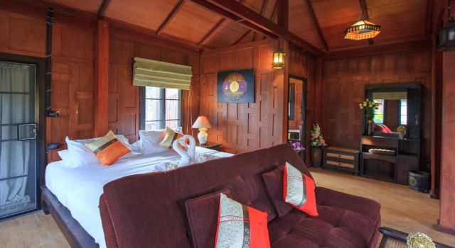 Lemon Tree Naturist Resort Naiharn Beach Phuket, Reservar Resort Nai Harn Beach Phuket