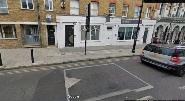 Islington townhouse, Забронировать Отель Ислингтон Лондон, рядом с Железнодорожный вокзал "Дрейтон Парк"