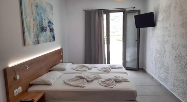 Семейный номер Standard Neon Hotel