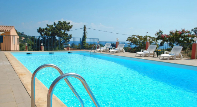 Hôtel San Pieru, Rezerwuj Hotel Hotele w Korsyka ze śniadaniem, Śniadanie