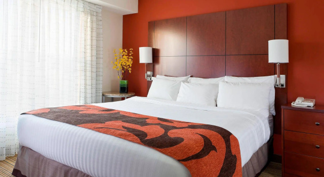 Люкс с 2 комнатами Residence Inn Madison East