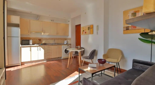 Brand New One Bedroom Cathedral Views