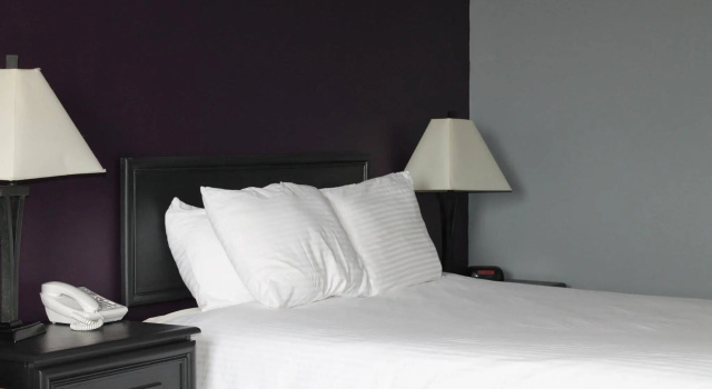Ramada by Wyndham Florenceville, Забронировать Отель Отели Бристоля с парковкой, Парковка