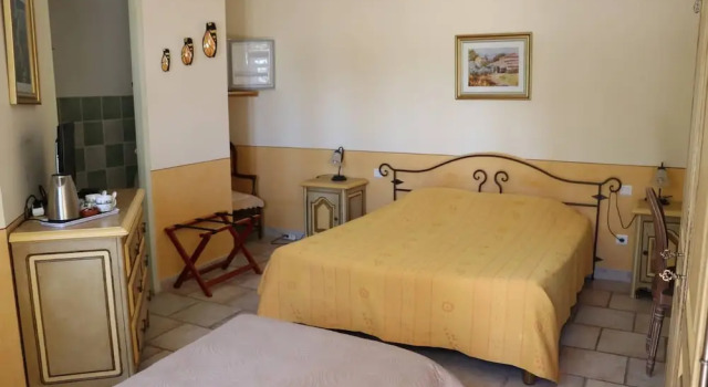 Domaine Les Gendalis, Забронировать Отель Сен-Сатурнен-ле-Апт Воклюз