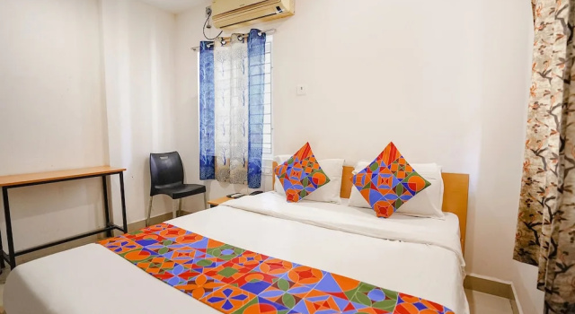 Fabhotel Krystal