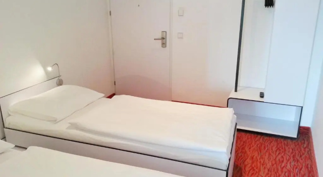 Одноместный номер Standard HB1 Budget Hotel - contactless check in