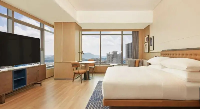Люкс Deluxe Four Points By Sheraton Linhai