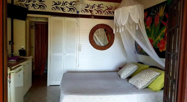 Studio Bwa Banbou dans Villa Fleurs des Iles, Забронировать Вилла Ле-Воклен Мартиника
