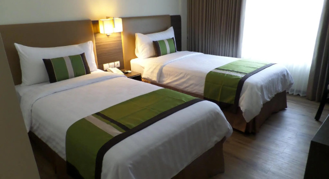 Двухместный номер Deluxe Estrella Hotel & Conference