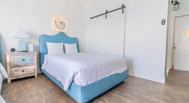 Четырёхместный номер Standard с видом на море Edgewater Lodge
