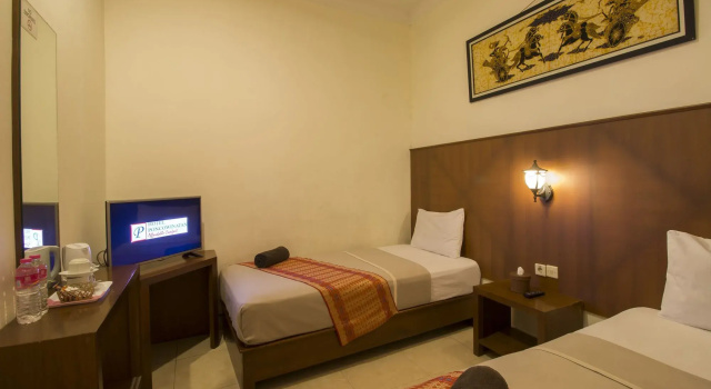 Poncowinatan Hotel, Rezervați Hotel Hoteluri în Yogyakarta cu parcare, Parcare