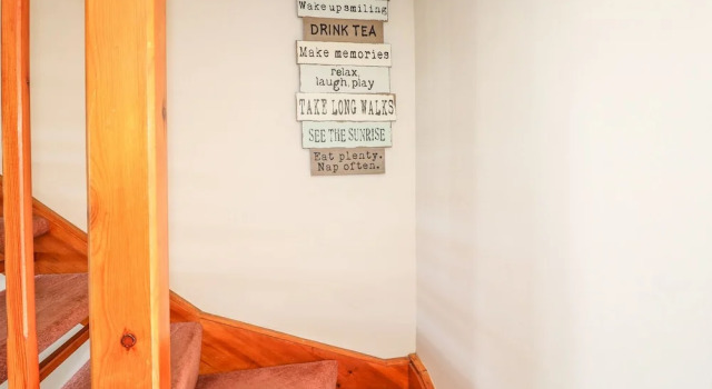 Bluebell Cottage, Забронировать Дом для отпуска Кэмелфорд Корнуолл, рядом с Гольф-клуб "Боувуд Парк"