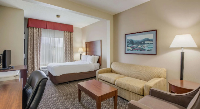 Doppel Suite Rodeway Inn & Suites