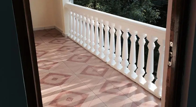 Mari Guest House