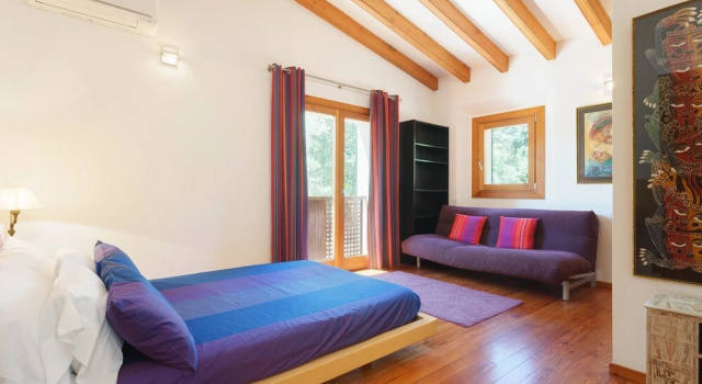 Вилла с 4 комнатами Villa Golf Marina
