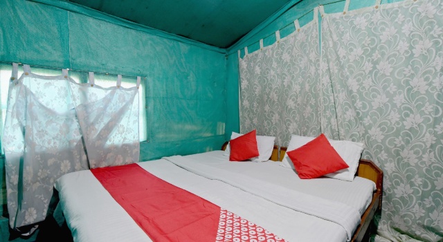 Люкс Standard OYO Flagship 44220 Camp Exotica