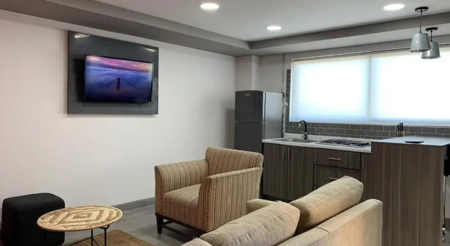 Люкс c 1 комнатой TJ Border Suites by Hosted by Me