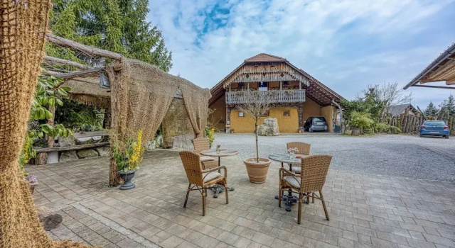 Luxury Glamping House Pia, Забронировать Кемпинг Требельно 