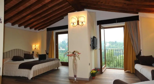 Номер Superior Albergo Ristorante La Torricella