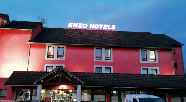 Kyriad Design Enzo De Vierzon, Book Hotel Vierzon Cher